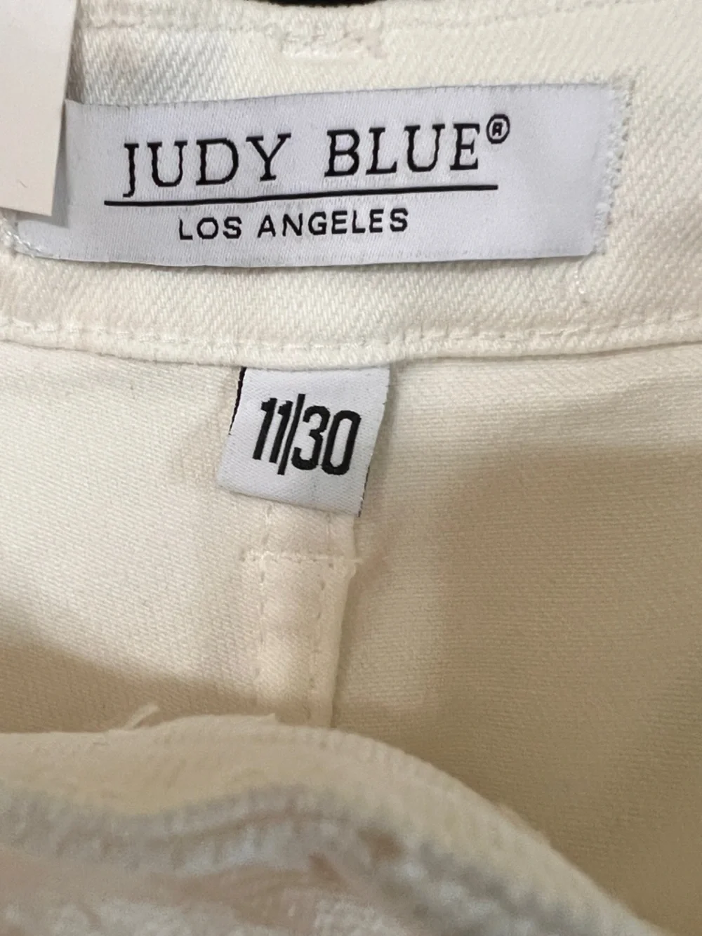 Judy Blue White Drawstring Utility Pants NEW WITH TAGS - Picture 10 of 12